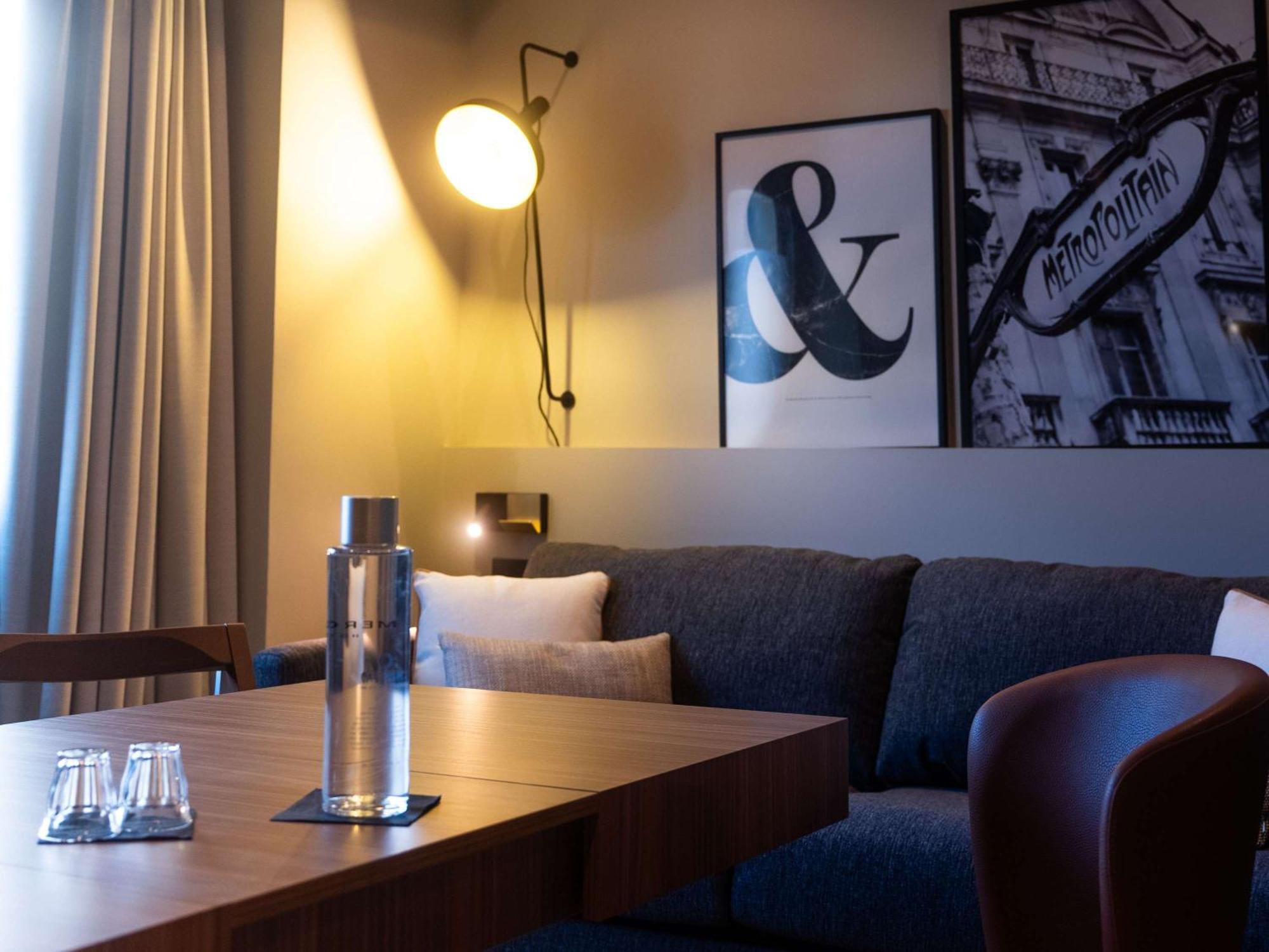 Mercure Paris Tour Eiffel Pont Mirabeau Bagian luar foto
