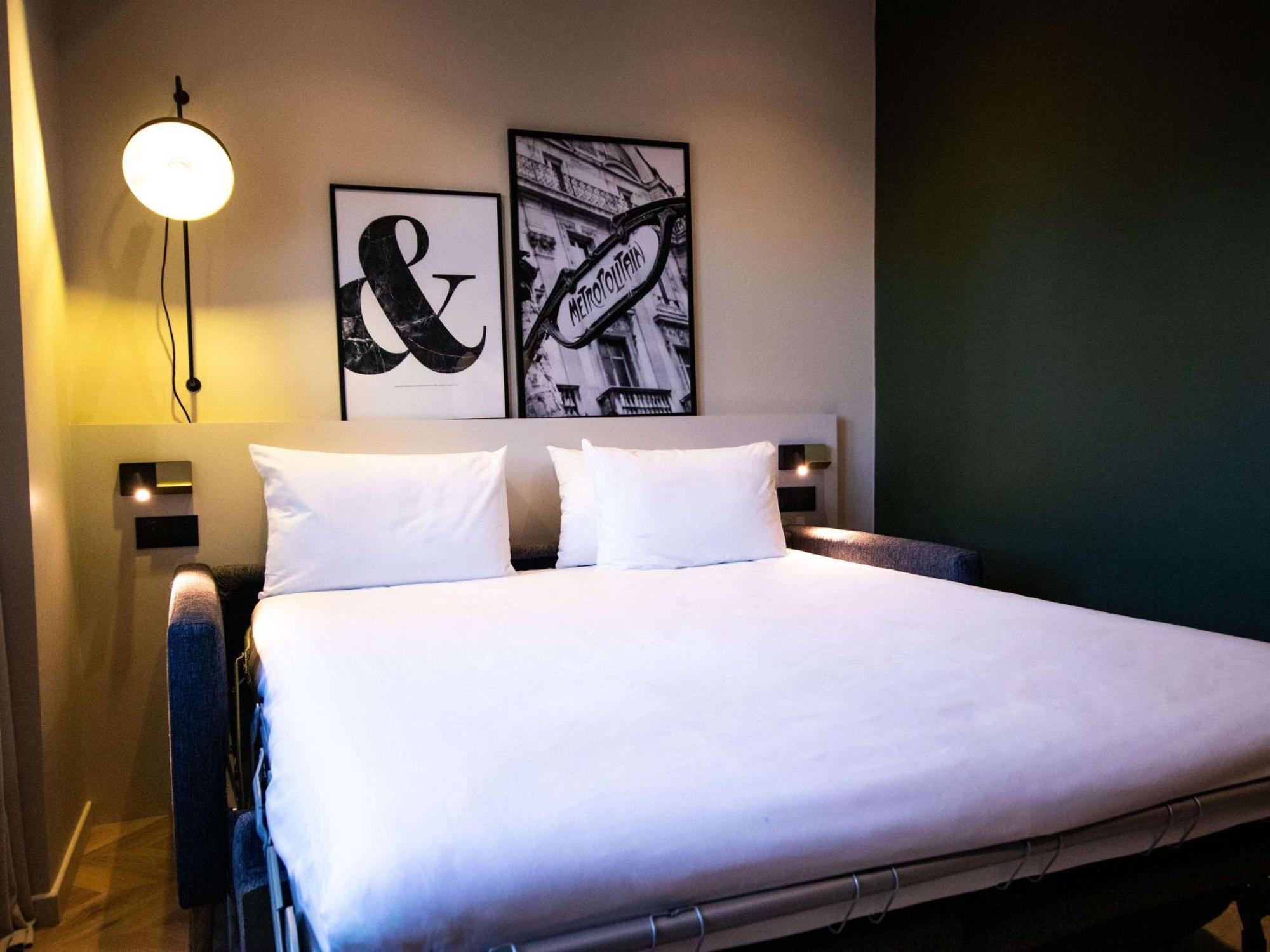 Mercure Paris Tour Eiffel Pont Mirabeau Bagian luar foto