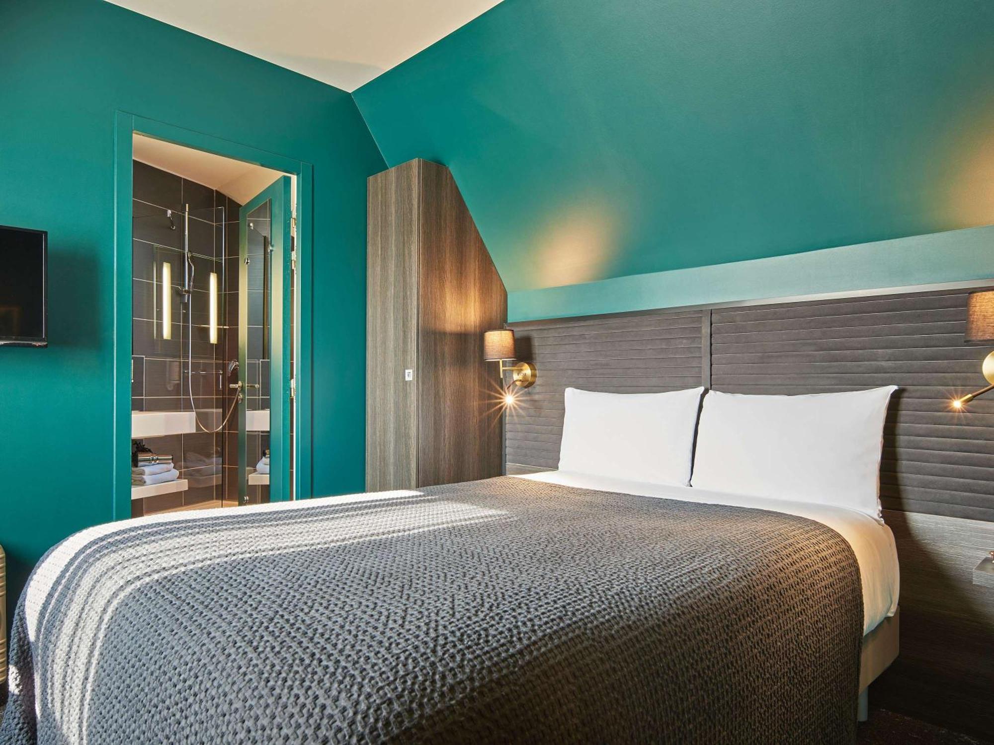 Mercure Paris Tour Eiffel Pont Mirabeau Bagian luar foto