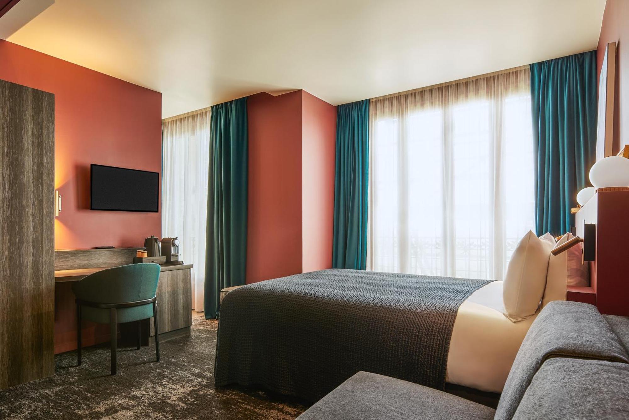 Mercure Paris Tour Eiffel Pont Mirabeau Bagian luar foto