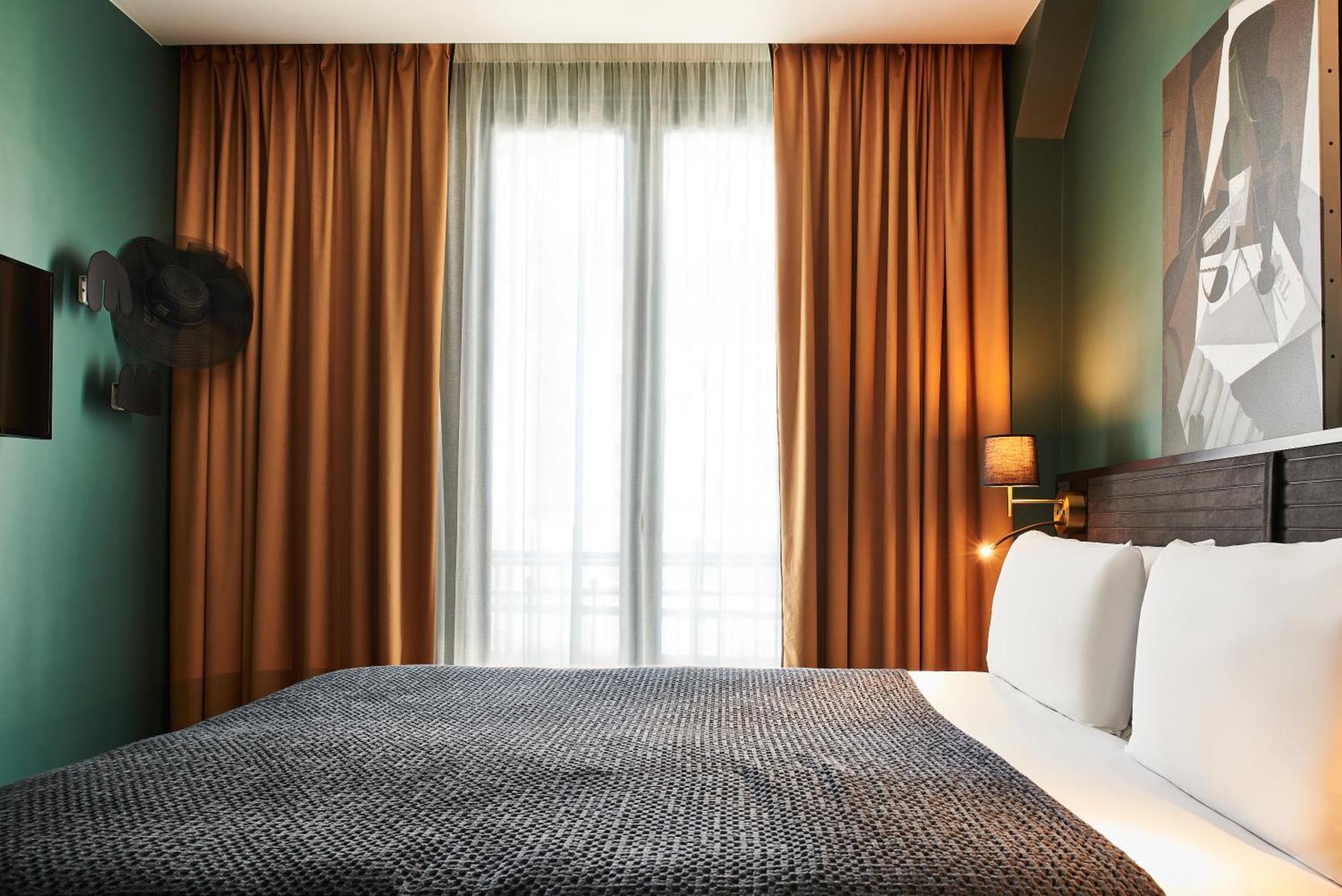 Mercure Paris Tour Eiffel Pont Mirabeau Bagian luar foto